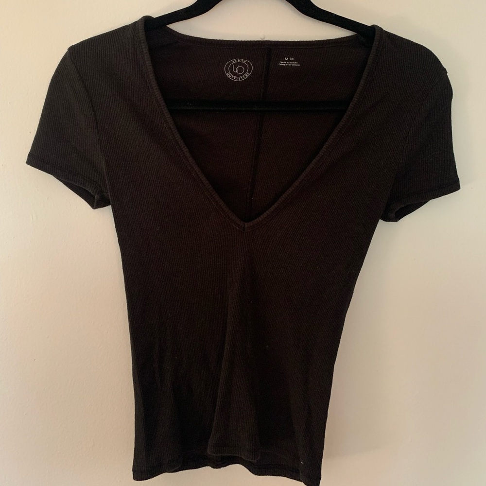 Urban Outfitters Black V-Neck Short Sleeve Crop Top, Size Small